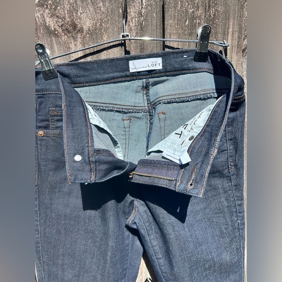 LOFT Jeans Size 2 - Picture 3 of 8